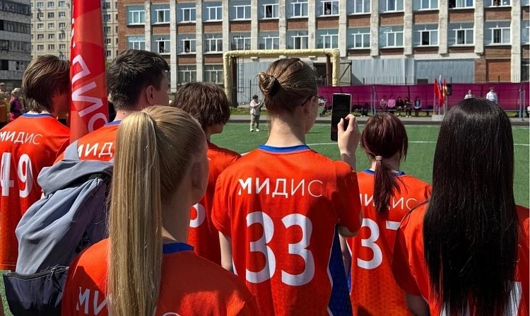 Золото наше: студентка МИДиС Дарья Аблина берёт первое место в прыжках на скакалке