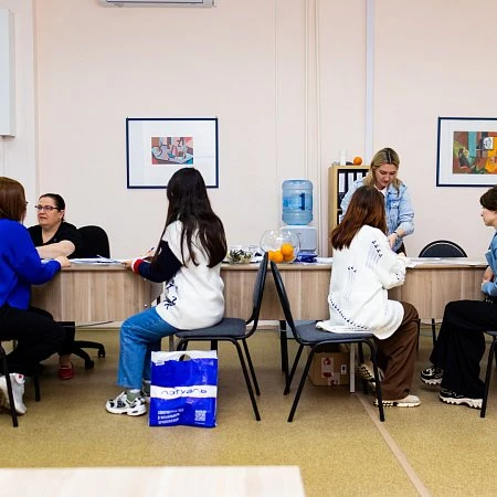 Как выбрать вуз после 11 класса: 25 критериев от бизнеса и секретный промпт для нейросети