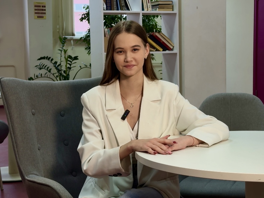 Кравцова Анастасия, студентка 3 курса, Управление персоналом