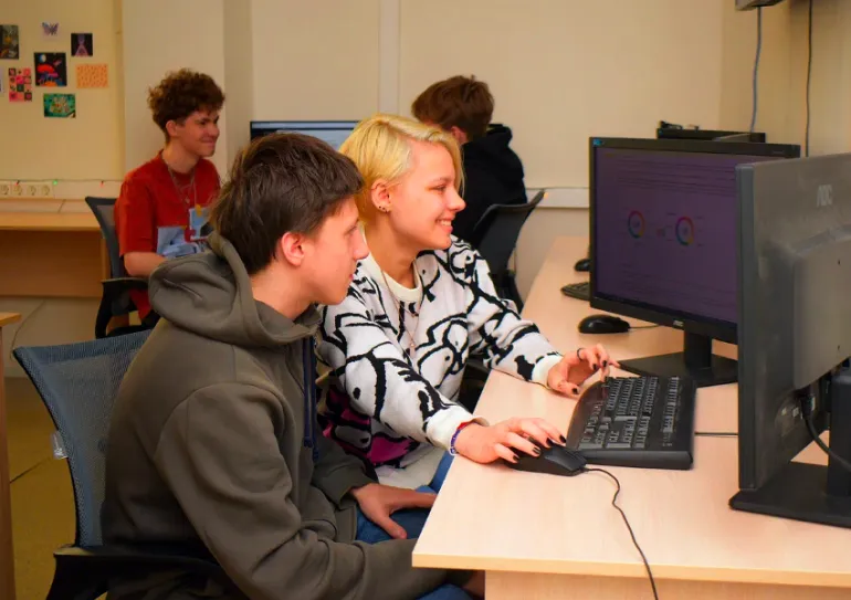 Мастерская исследований пользовательского опыта и интерфейсов