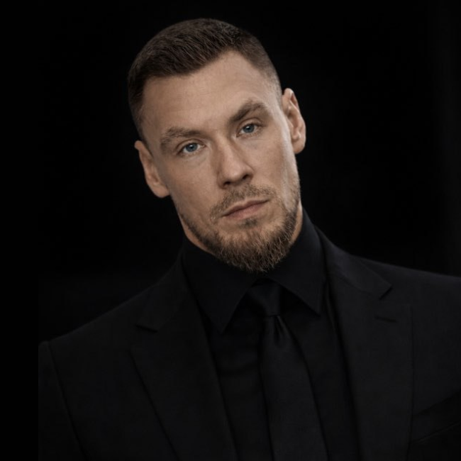 Илья Глазунов