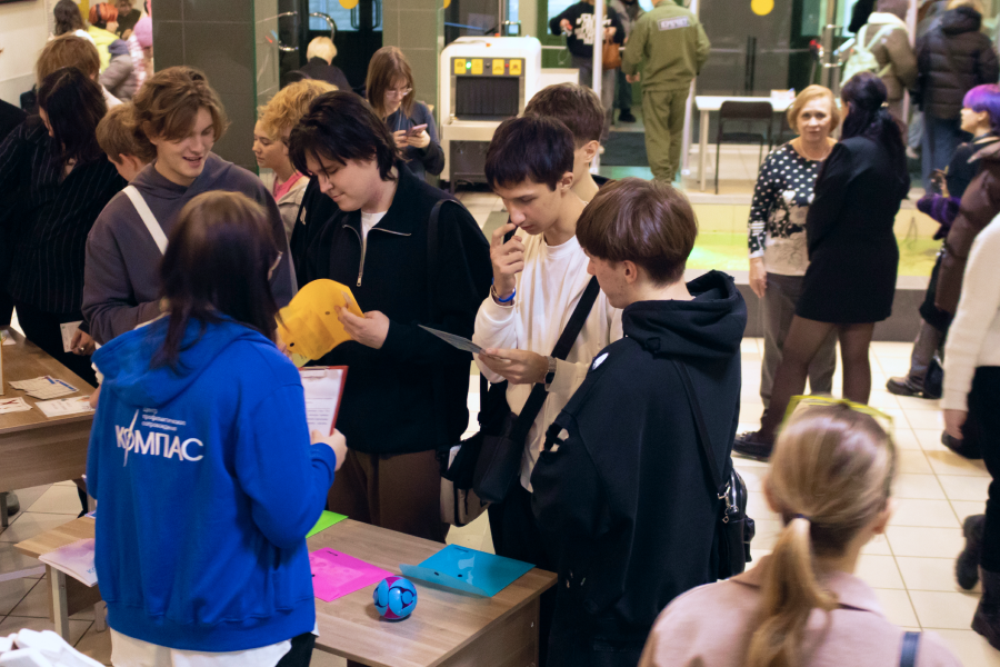 Студенты МИДиС провели квиз в день борьбы со СПИДом – живой, честный разговор о здоровье, ответственности и любви к себе