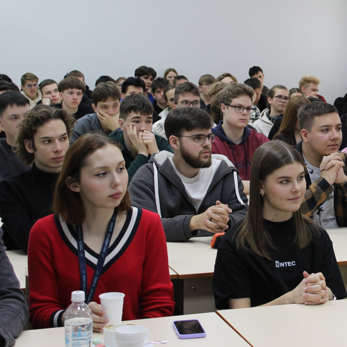 Говорим с айтишниками и ищем работу