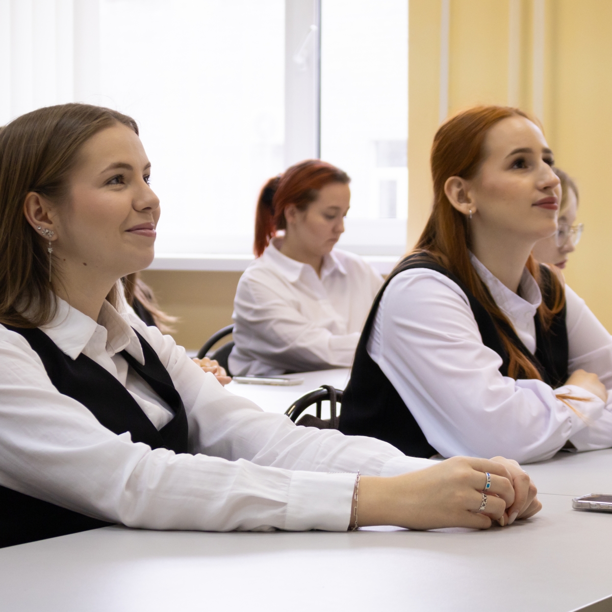 Интересно, сколько студентов будет работать в Radisson Blu Olympiyskiy Moscow летом-2026