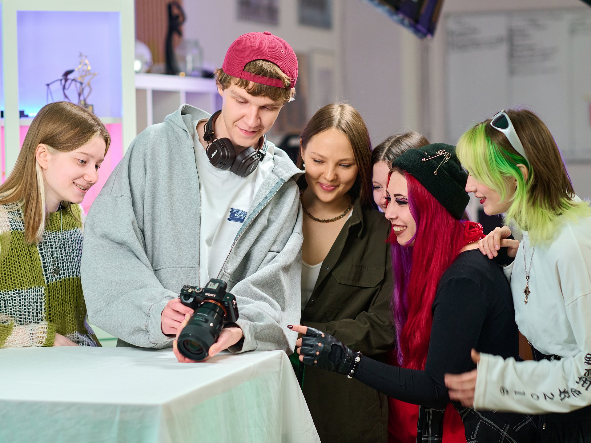 11:50 Активности для школьников и родителей