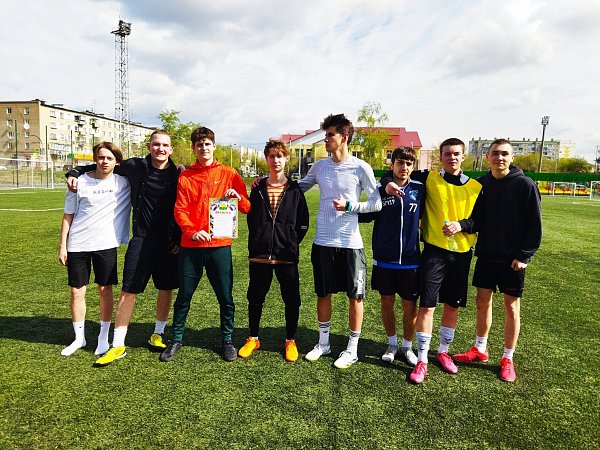 Новые достижения в спорте: у МИДиС 2 место по мини-футболу