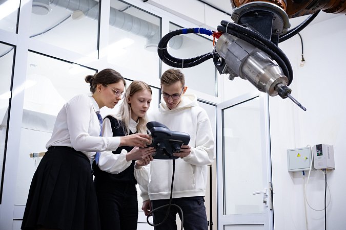 Как работает Центр промышленного дизайна МИДиС!