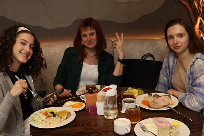 МИДиС-2036, второй день стратегической сессии: йога, командный анализ и взгляд на себя