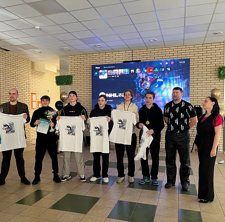 МИДиС празднует победу на фиджитал-турнире!