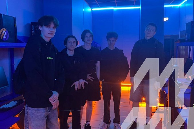 Киберкоманда МИДиС выиграла первый матч