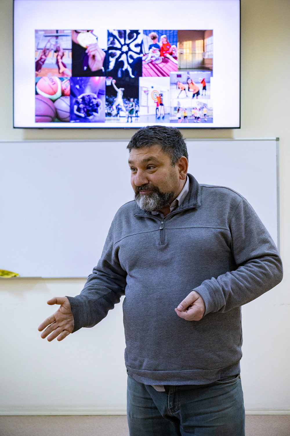 МИДиС создаёт спортивную форму для женской сборной Славинской школы